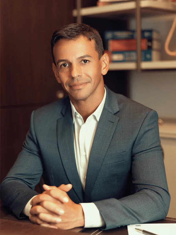 Dr. Marco Ribeiro, ortopedista em Toledo e Cascavel - PR